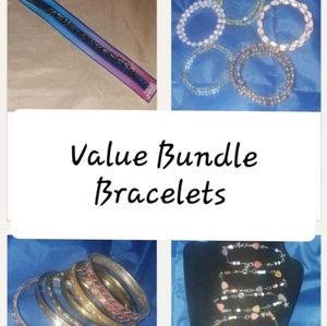 ** 18 Bracelet Value Bundle Bangles, Beaded Charms
